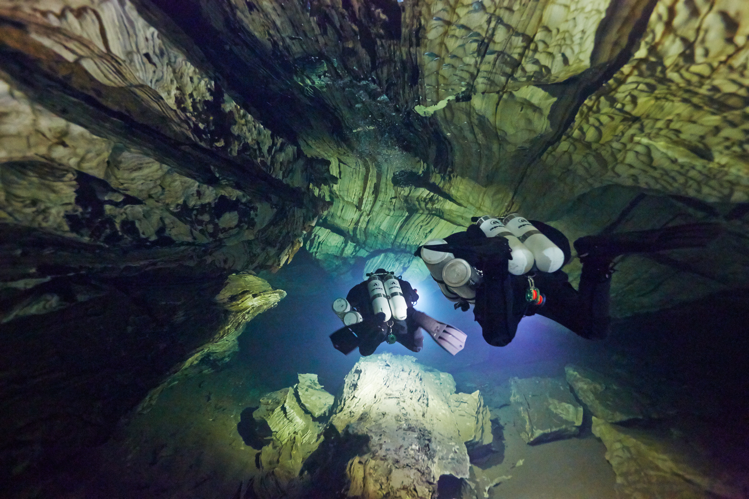 plongee souterraine Exploration en palanquée